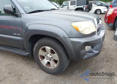 2006 Toyota 4Runner Sr5 V6 from USA, damaged, VIN JTEBU14R860103733